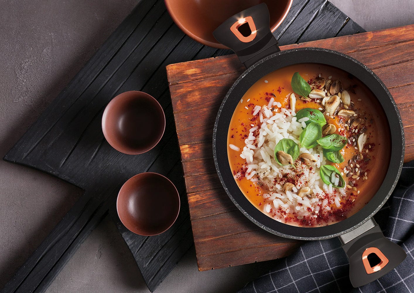 Berlinger Haus Kookpan Kookpan met deksel 24cm - 4.1L | Black rose