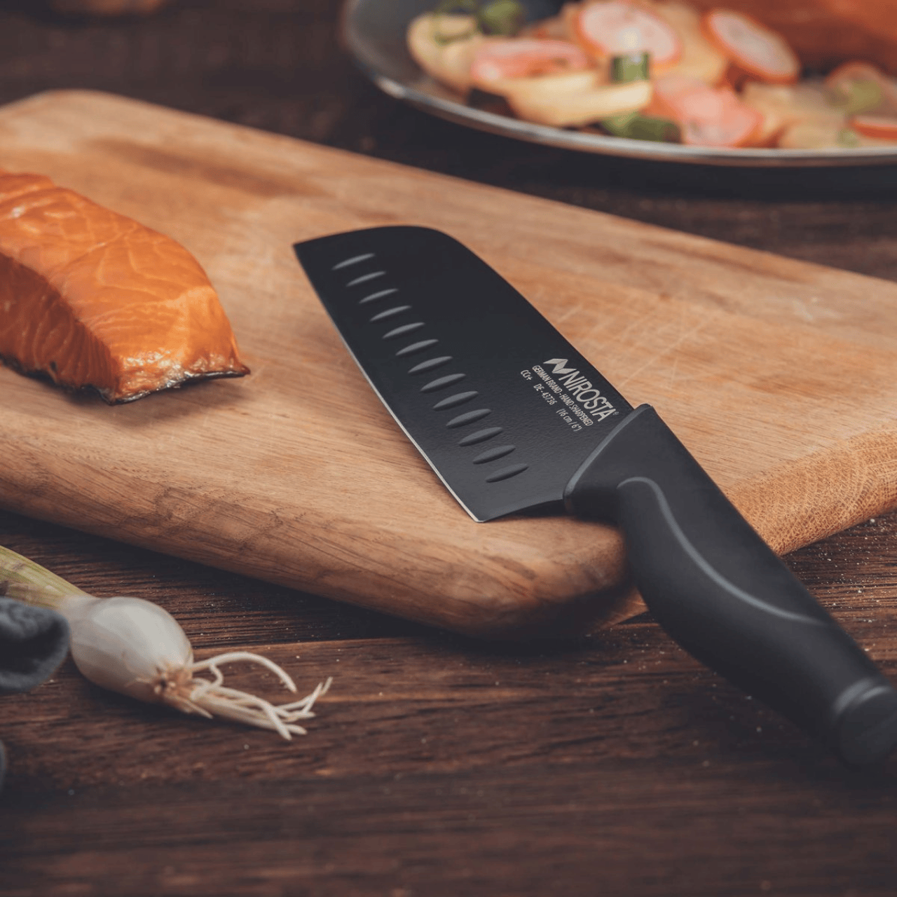 Nirosta Messenset Santokumes 16 cm – Zwart RVS | Black Edition