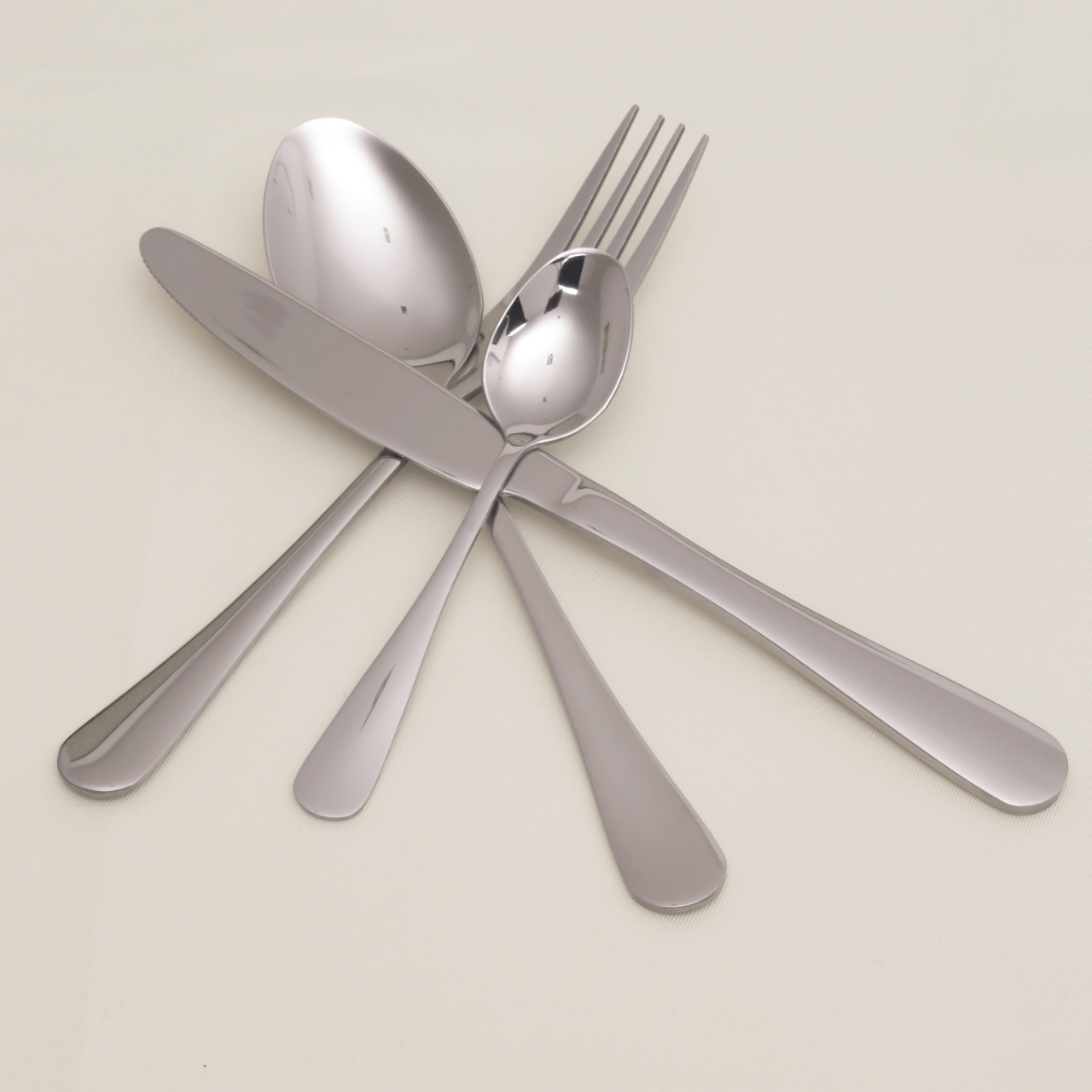 Benanoso Bestekset 24-delig bestekset - 6 persoons | Zilver